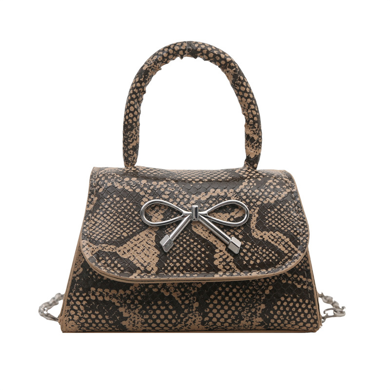 A versatile and high-quality soft leather handbag, a new style of fashionable single-shoulder crossbody bag in 2025, and a unique Korean-style snake pattern small square bag Item Picture