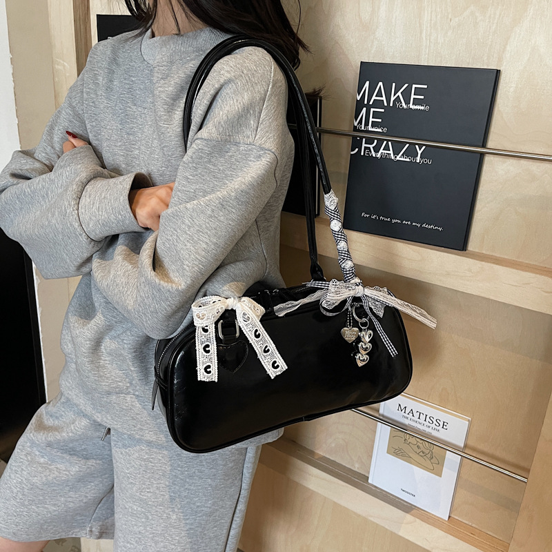 High-end quality French niche trend bow silk scarf underarm bag, versatile for women, simple and stylish baguette shoulder bag Specification drawing