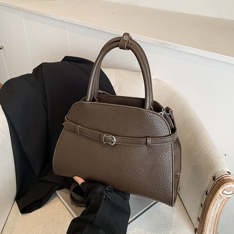 A new large-capacity casual and versatile single-shoulder bag for women in the Korean version of a fashionable briefcase, suitable for 2024 commuting crossbody women Specification drawing