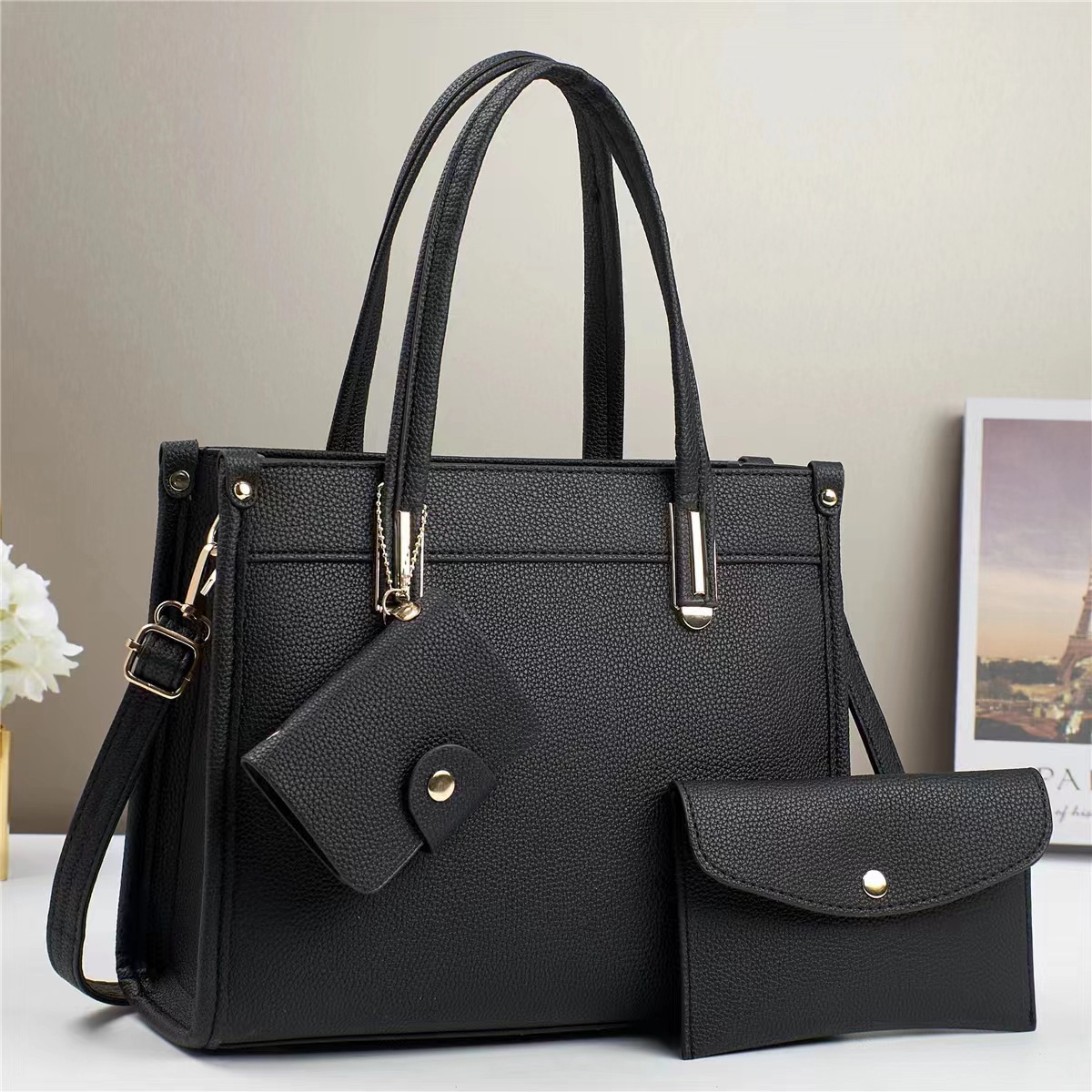 The new mother-and-child bag, a retro large-capacity bag, a cross-border fashion hand-held shoulder bag, a versatile and niche commuter tote bag full figure