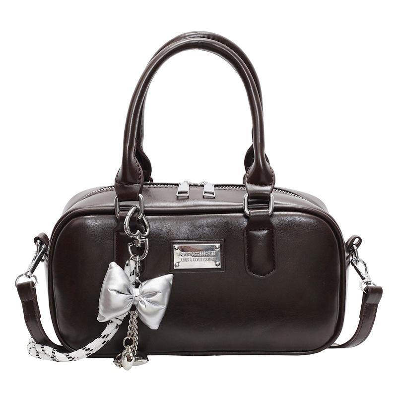 This is a new, high-end and versatile crossbody small square bag for women in 2025, featuring a simple and fashionable design for commuting Item Picture