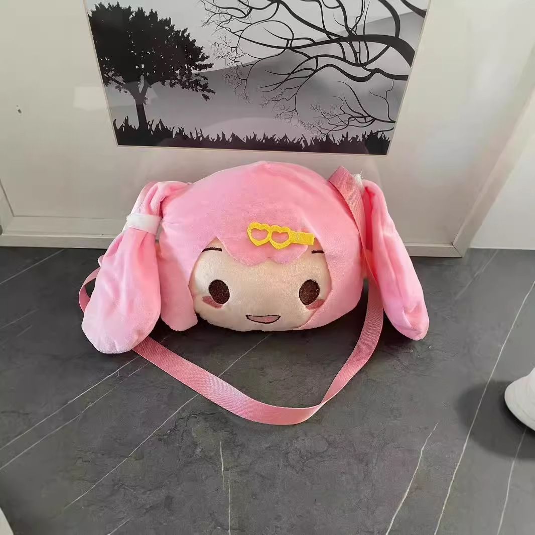The 2024 new cartoon 2D Hatsune Miku plush bag is a cute and girlish single-shoulder crossbody doll toy bag details Picture