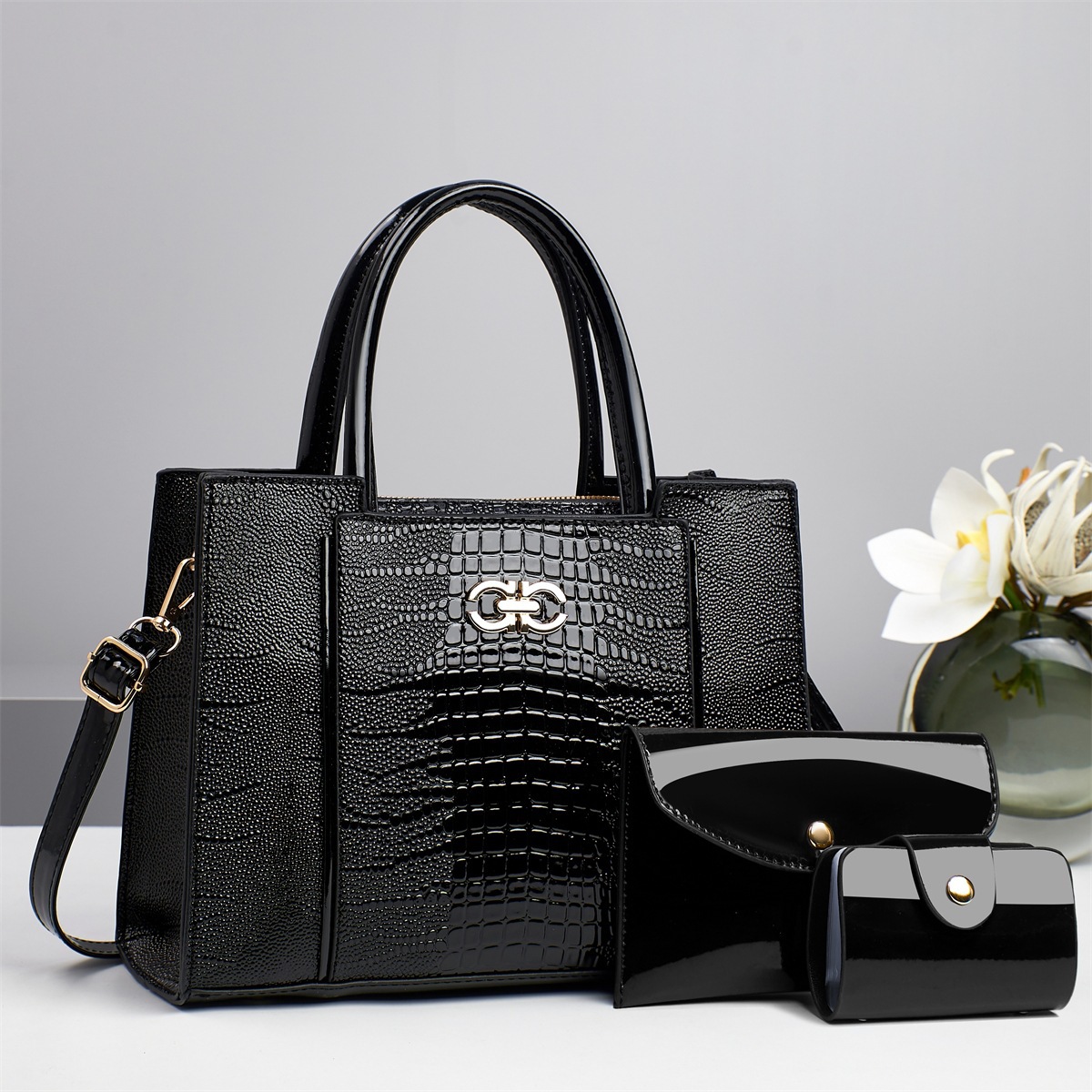 Cross-border export consignment of 2025 new crocodile-patterned mother and child bag three-piece set, high appearance level fashionable handbag crossbody bag Specification drawing