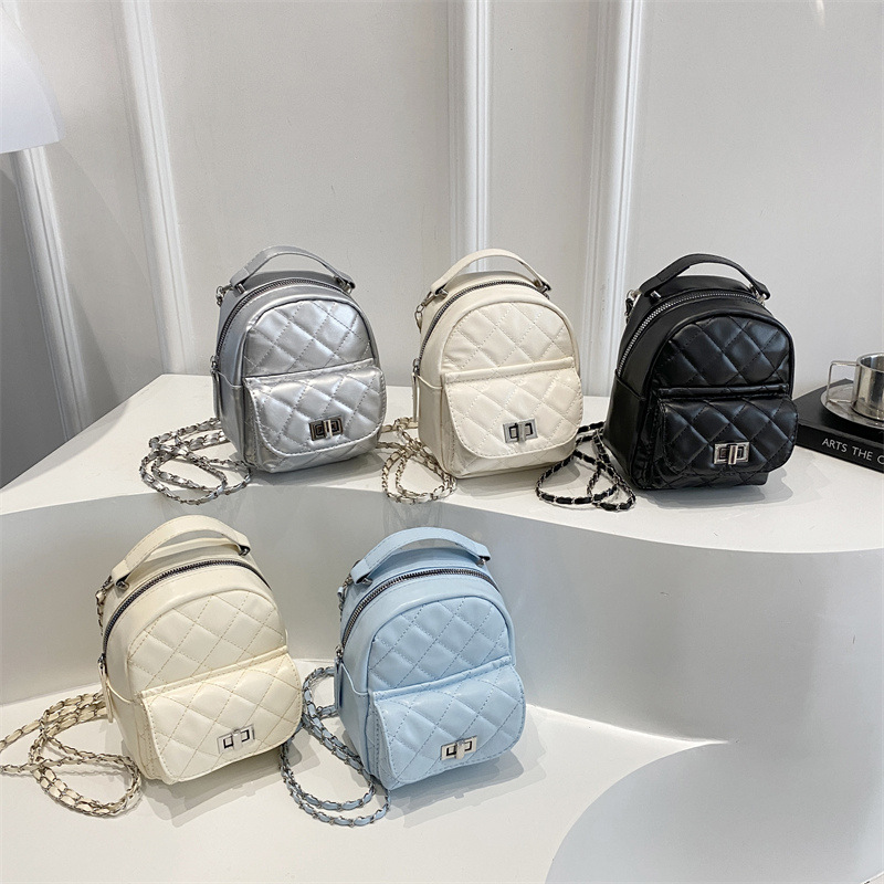 Cross-border Chanel-style diamond-shaped chain small backpack for women 2025 New style fashionable and versatile small backpack, single-shoulder crossbody bag Application Scenario