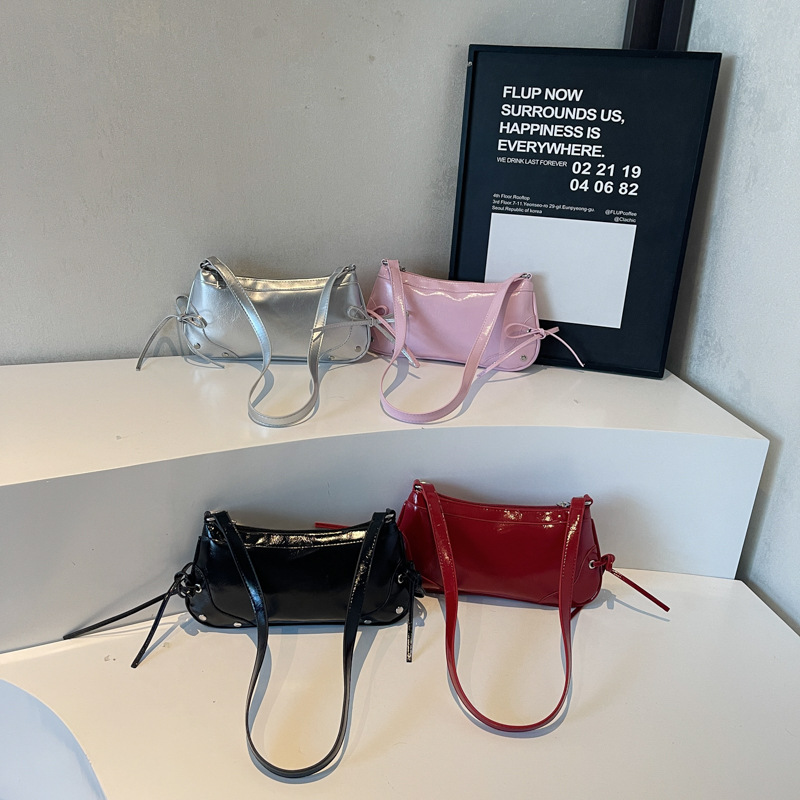 High-end underarm bag for women, 2025 new niche commuter bag for women, retro and versatile single-shoulder crossbody bag for women Application Scenario