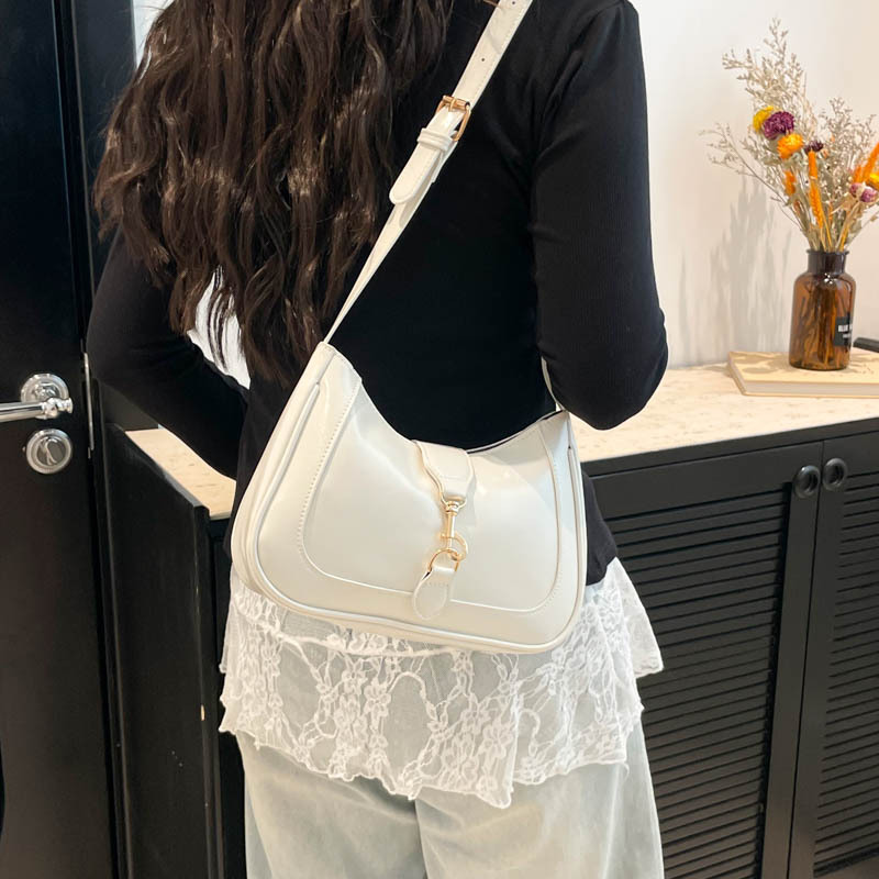 2025 New fashionable and elegant bag, women's trendy underarm bag, stylish and chic texture, crossbody underarm bag, women's bag, crossbody bag details Picture