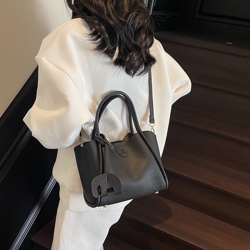 High-end texture hand-held mother and child bag 2025 new style retro versatile commuting large capacity vegetable basket bag bucket bag Specification drawing