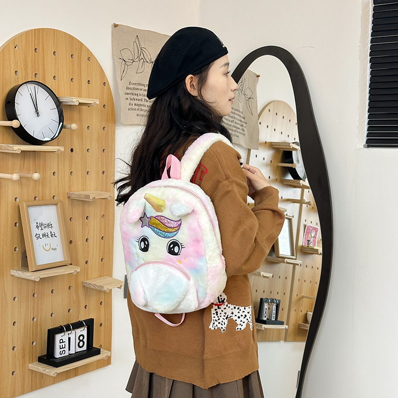 Cartoon unicorn fleece backpack, a cute and large-capacity backpack for children's kindergarten classes, a travel backpack for outings Specification drawing