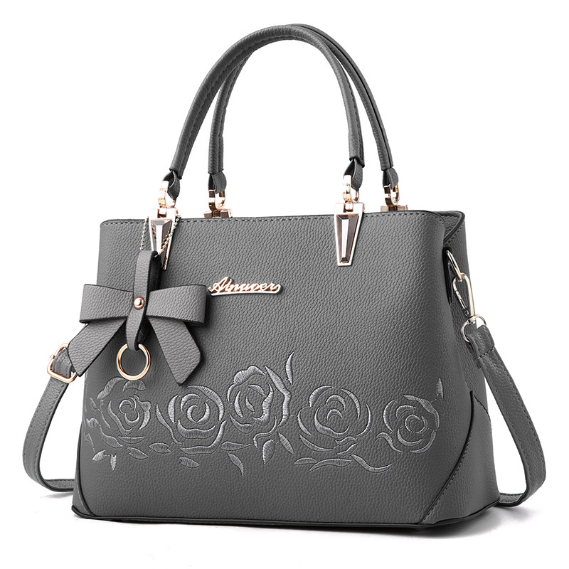 Taizhou PU women's bags, crossbody export bags, middle-aged mothers' handbags, fashionable embroidered single-shoulder bags, factory supply consignment Item Picture