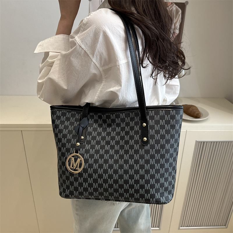 Large-capacity commuter tote bag, fashionable printed large bag for women, 2025 new style college student commuting single-shoulder bag Specification drawing