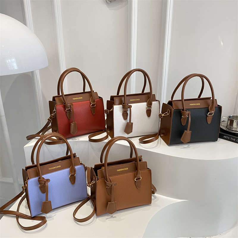 Cross-border Instagram niche trend single-shoulder crossbody bag for women 2025 summer fashion simple color-blocking patchwork handbag Application Scenario