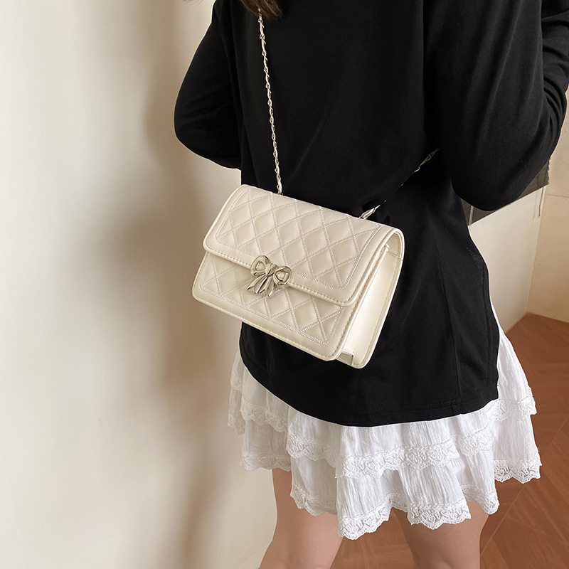 Diamond-shaped chain bag for women, 2025 new style, high-end texture, fashionable, summer versatile, single-shoulder crossbody bag, small square bag details Picture