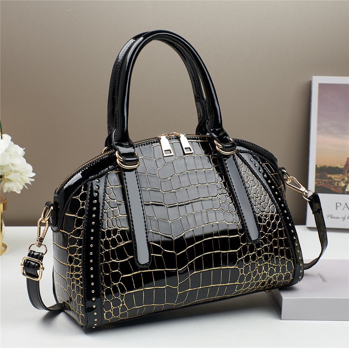 Cross-border trendy foreign trade women's bag 2024 New style fashionable shell bag, versatile, simple and casual single-shoulder crossbody handbag Application Scenario