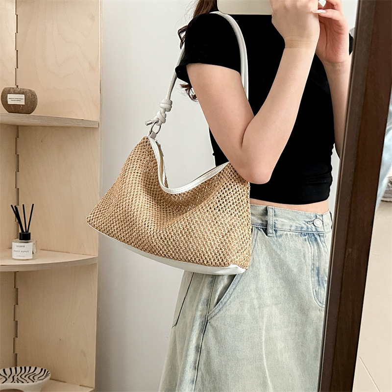 A new 2024 trendy and retro straw woven tote bag for women, versatile and large-capacity single-shoulder bag for women details Picture