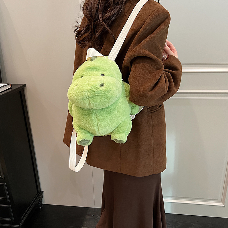 New cartoon aueora soft and cute Girl plush bag 2023 New chubby bear Dinosaur plush shoulder Specification drawing