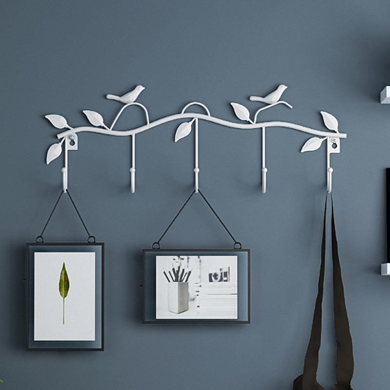 Creative leaves, birds, hooks, keys, ironwork doors, rear hanging clothes hooks, country wall hooks, clothing store clothes hooks, doors and Windows details Picture