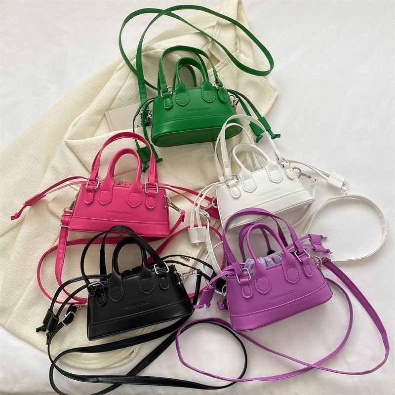 Summer new women's crossbody bag mini and niche design, candy-colored crossbody mouth red envelope shell bag full figure