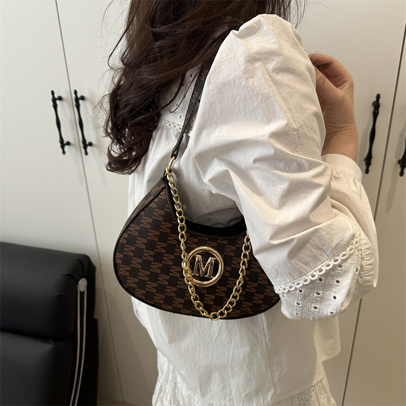 Spring fashion women's quality underarm bag 2025 New style simple and fashionable crossbody bag, hand-held commuter women's bag details Picture
