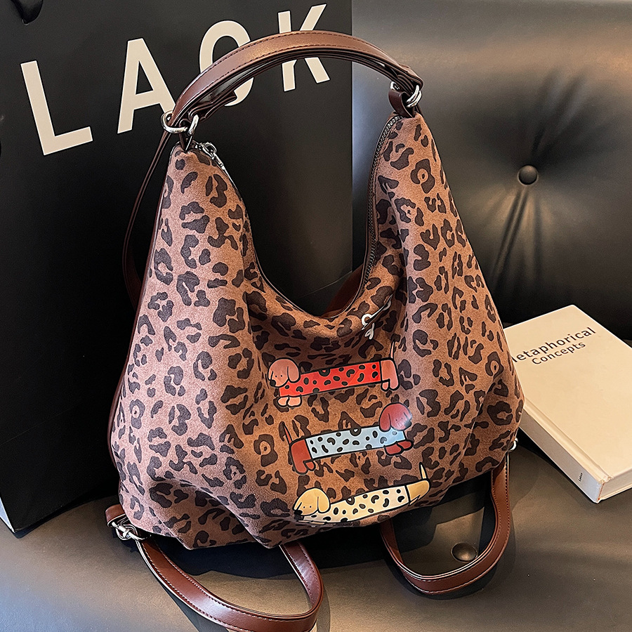 Fashionable leopard print high-end retro versatile single-shoulder crossbody bag for women 2024 new large-capacity casual backpack full figure