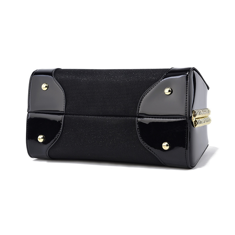 Cross-border trend bright leather color-blocked single-shoulder bag, Taizhou women's bag, steel frame diamond-encrusted women's bag, set handbag factory direct sales Application Scenario
