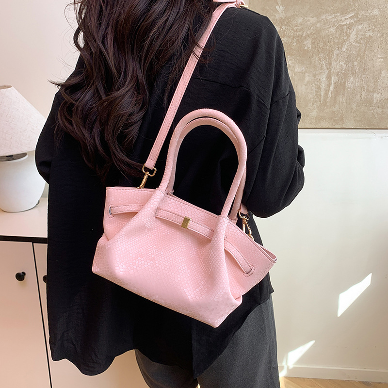 Retro, fashionable, versatile, large-capacity vegetable basket bag for women 2025 new style, trendy and high-end soft single-shoulder crossbody bag details Picture