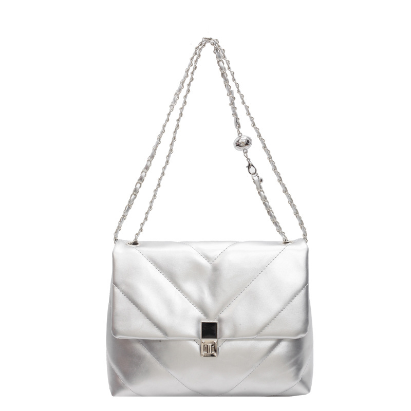 This year's popular bags: 2024 new fashion single-shoulder bags, autumn soft leather chain bags, and high-quality commuter crossbody bags Item Picture