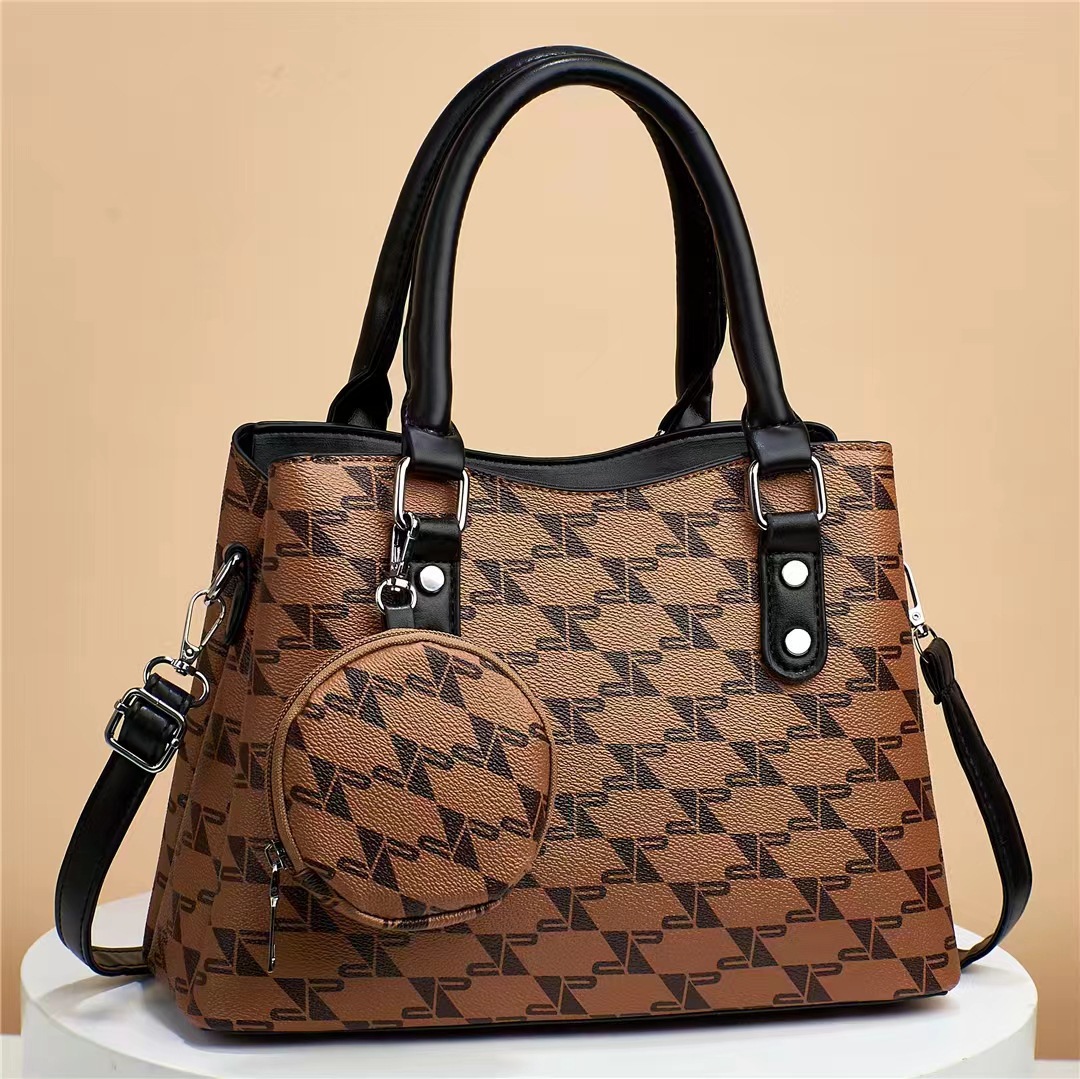 New minimalist printed niche large-capacity cross-border bucket bag, women's handbag, retro light luxury single-shoulder crossbody bag Application Scenario