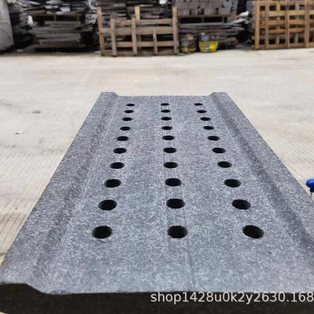 Factory direct supply of Fuding black granite square floor tiles, sesame grey, lychee face flamed slabs, sesame black stone Application Scenario