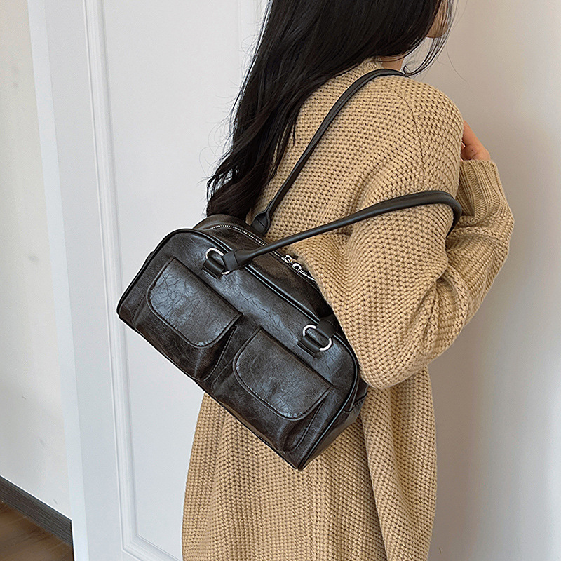 Maillard retro underarm bag for Women 2023 New trendy Korean tote bag, a niche large-capacity hand-held commuter bag details Picture