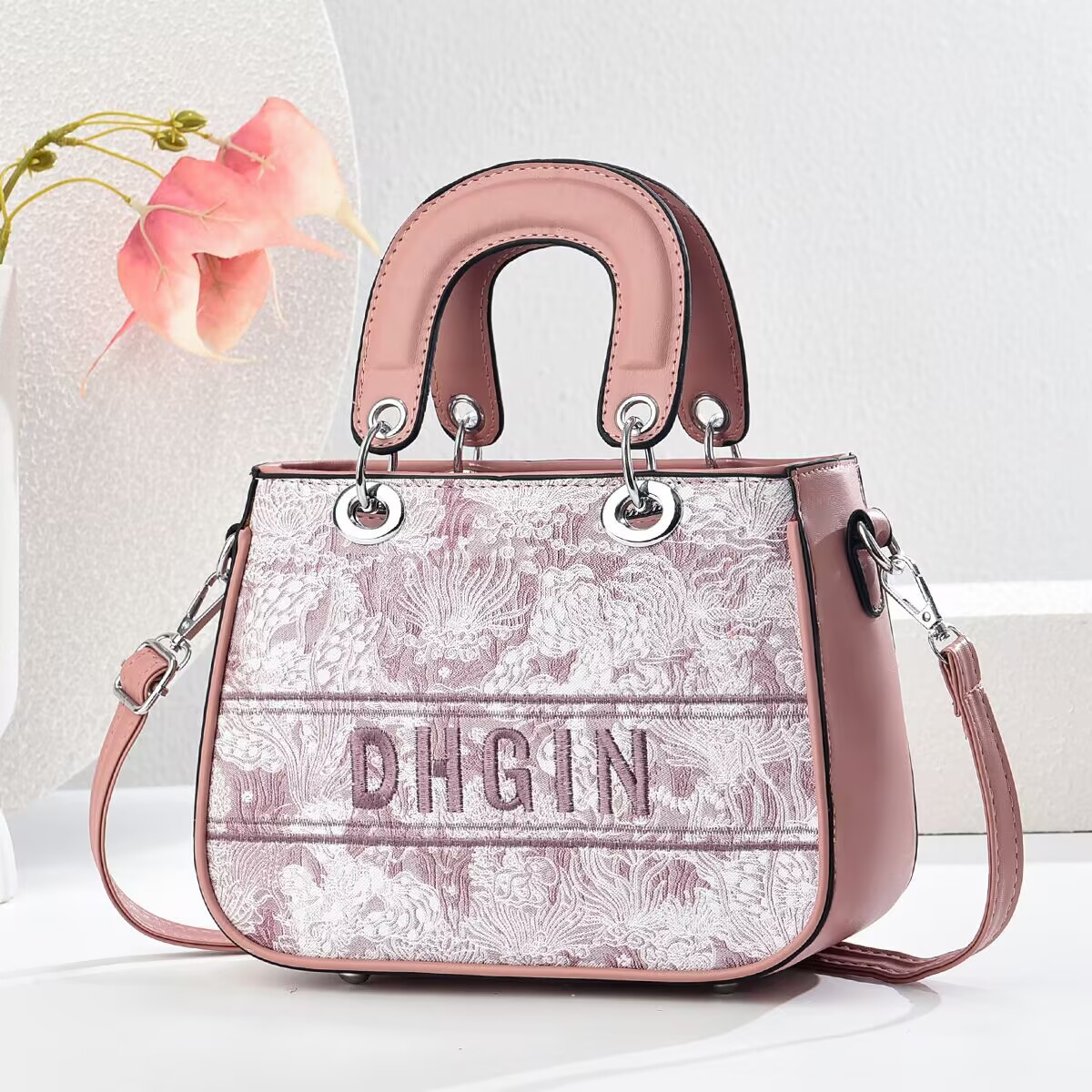 Embroidered bag, versatile women's bag, 2025 new style single-shoulder handbag, crossbody bag, women's traditional Chinese style fashionable mini small bag Specification drawing