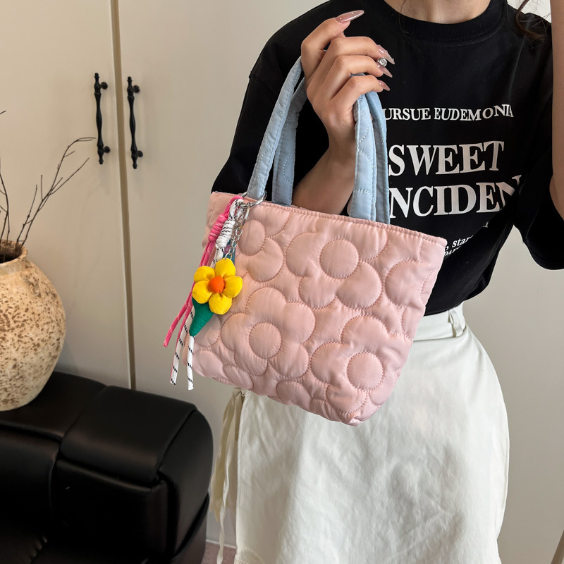 Korean style fresh and sweet girl's handbag, casual and simple large-capacity tote bag, stylish and simple hand-held storage bag details Picture