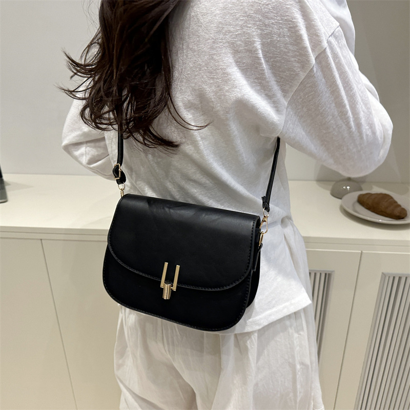 The 2025 new style of fashionable solid color simple and versatile casual single-shoulder crossbody bag is stylish, elegant, trendy and of high-end quality Specification drawing