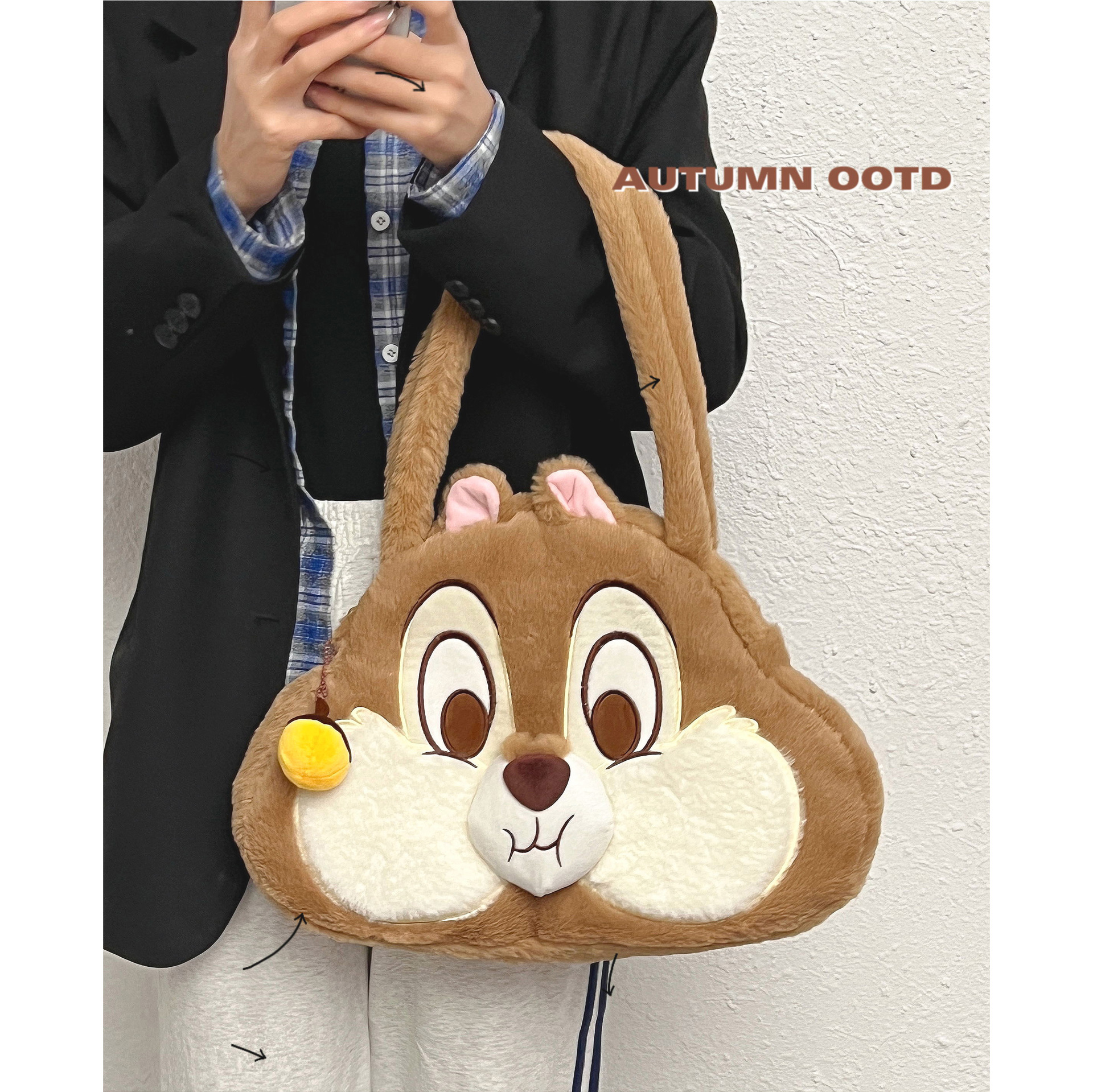 The gluttonous chipmunk Qiqi single-shoulder handbag, a large-capacity cartoon tote bag for autumn and winter, a casual and cute underarm bag full figure