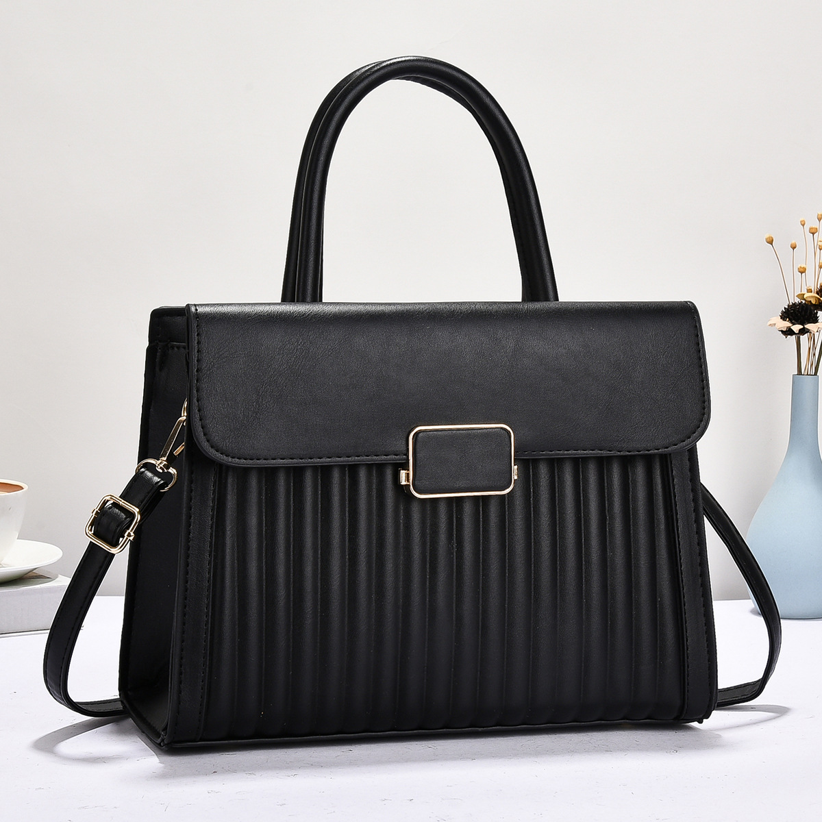 Cross-border 2025handbags women 's bun, mother' s handbag, lock, single-shoulder crossbody bag, fashionable and versatile organ bag for hours full figure