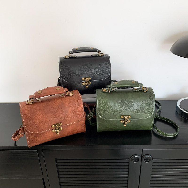 Women's bag 2024 Winter New style fashionable retro handbag, trendy casual single-shoulder bag, simple and casual crossbody women's bag Application Scenario