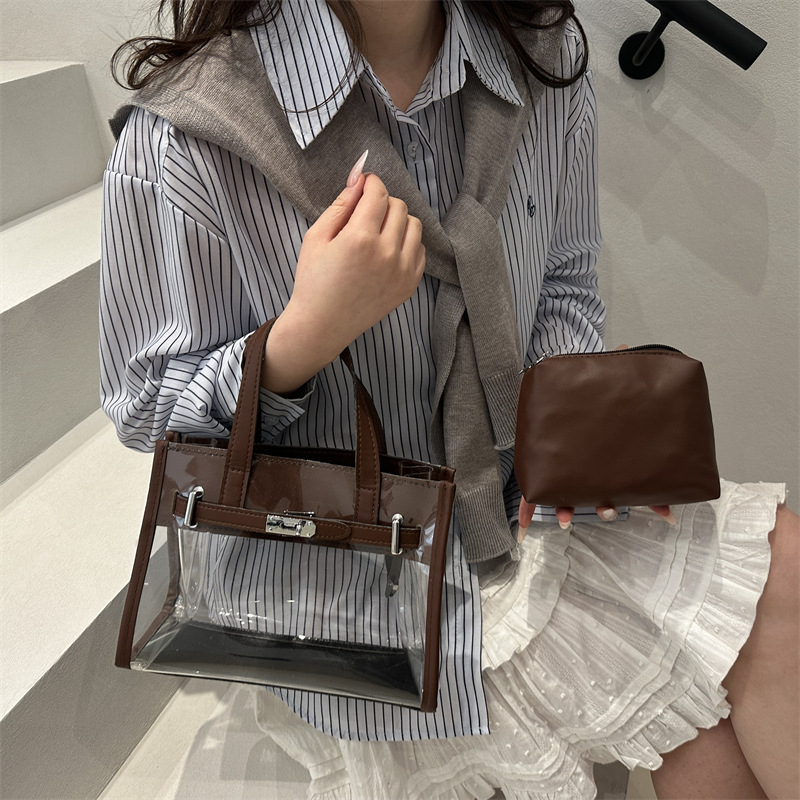 Retro underarm bag for women, 2025 new style, fashionable and versatile bucket bag, stylish texture, trendy and casual single-shoulder bag details Picture