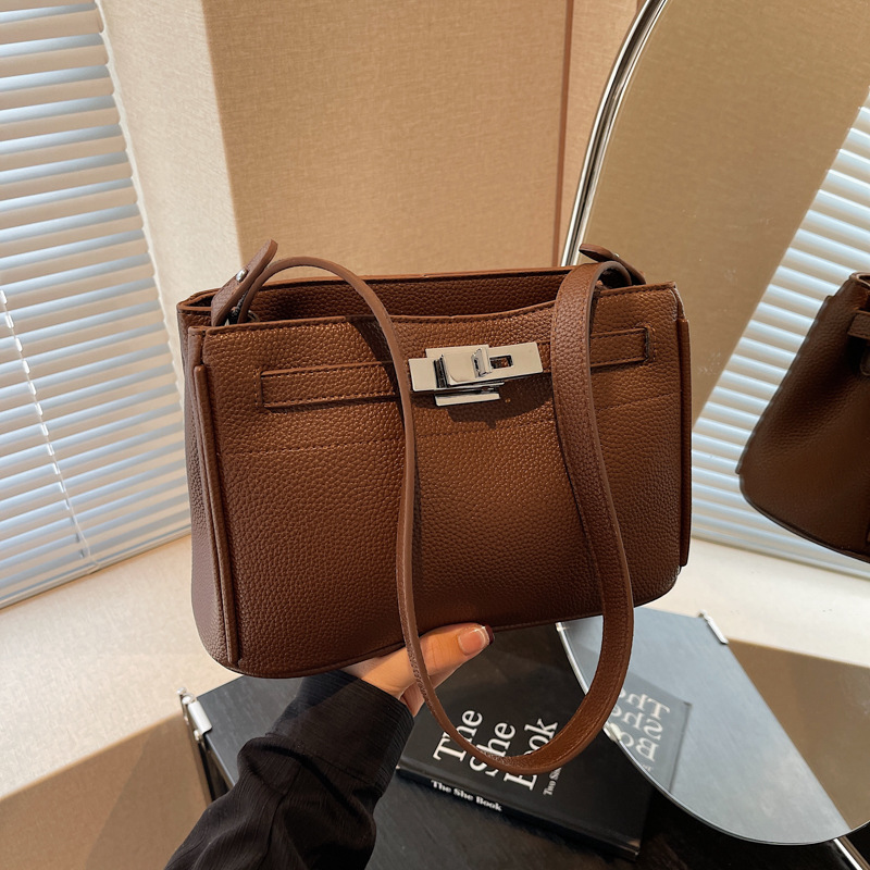 Retro bag, large-capacity underarm bag, 2025 new casual single-shoulder crossbody bag, fashionable and versatile commuter Kelly bag Specification drawing