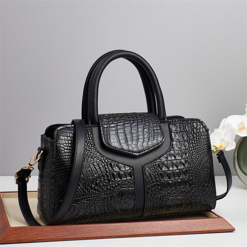2025 New crocodile pattern spliced high-quality large-capacity cross-border single-shoulder crossbody solid color women's bag large bag full figure