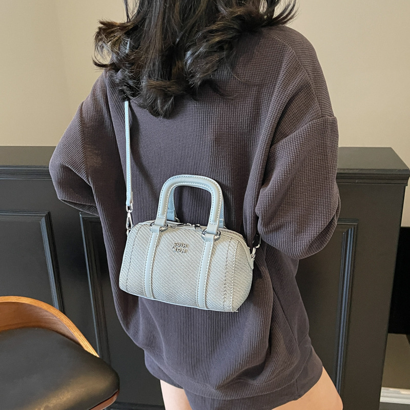 New handbag styles: fashionable Boston bag, high-end and versatile bowling bag, patchwork single-shoulder bag, casual crossbody bag Specification drawing