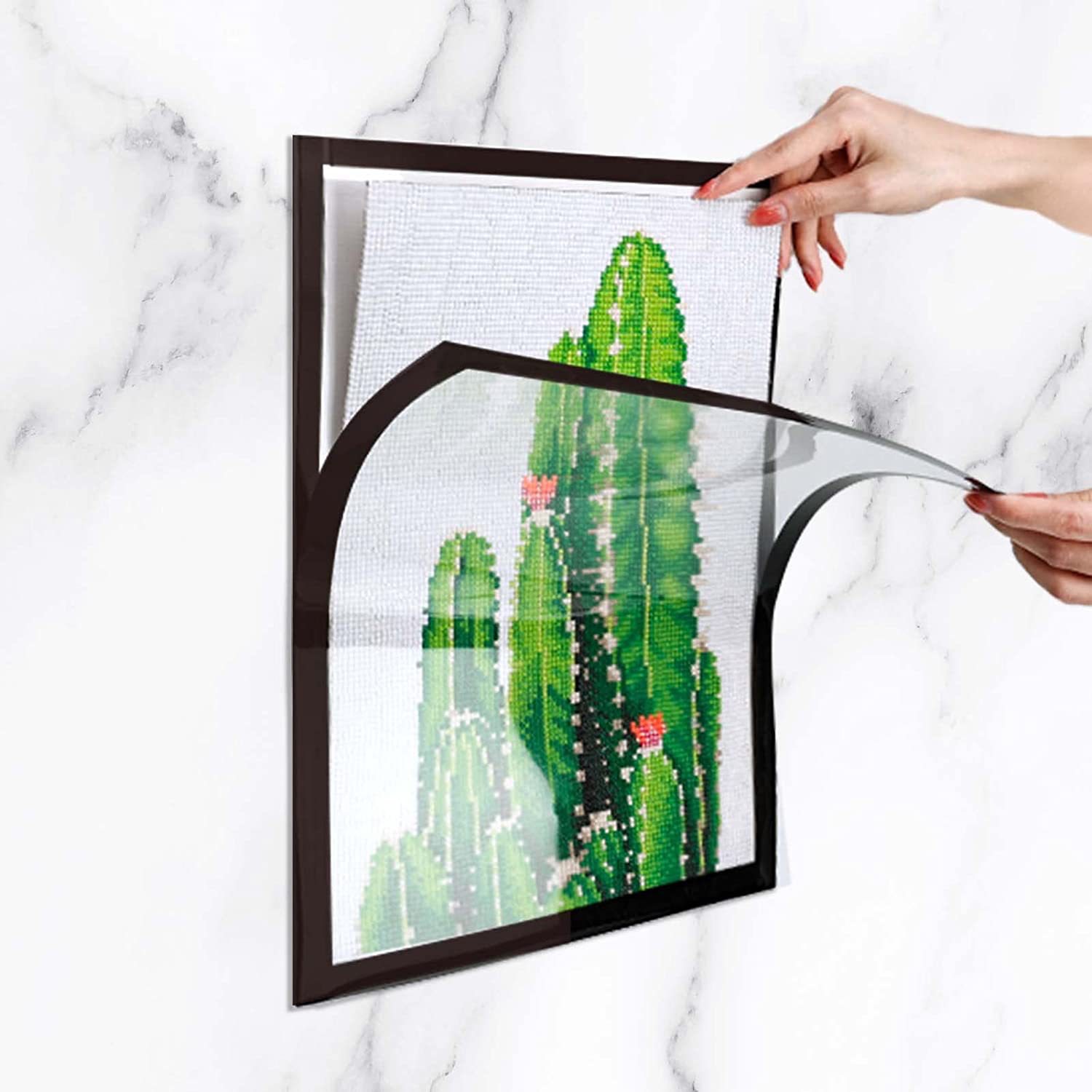 Hot-selling diamond painting 30 x 40 frames magnetic diamond art frame self-adhesive frame manufacturer in stock wholesale Item Picture