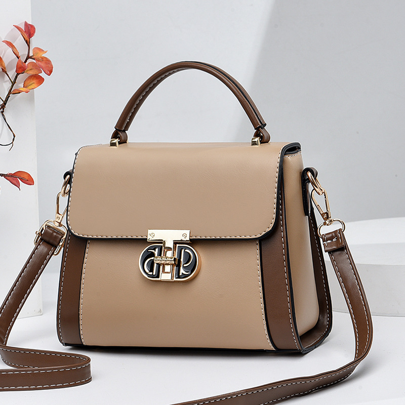 Ladies' small square bag 2023 New style, fashionable, simple and elegant, single-shoulder crossbody women's bag, personalized Korean-style handbag Application Scenario