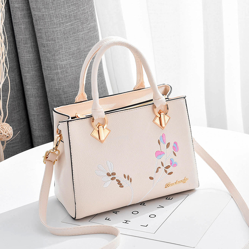High-quality PU leather soft bag for middle-aged mothers, 2022 new style large-capacity handbag for women, embroidered single-shoulder bag full figure