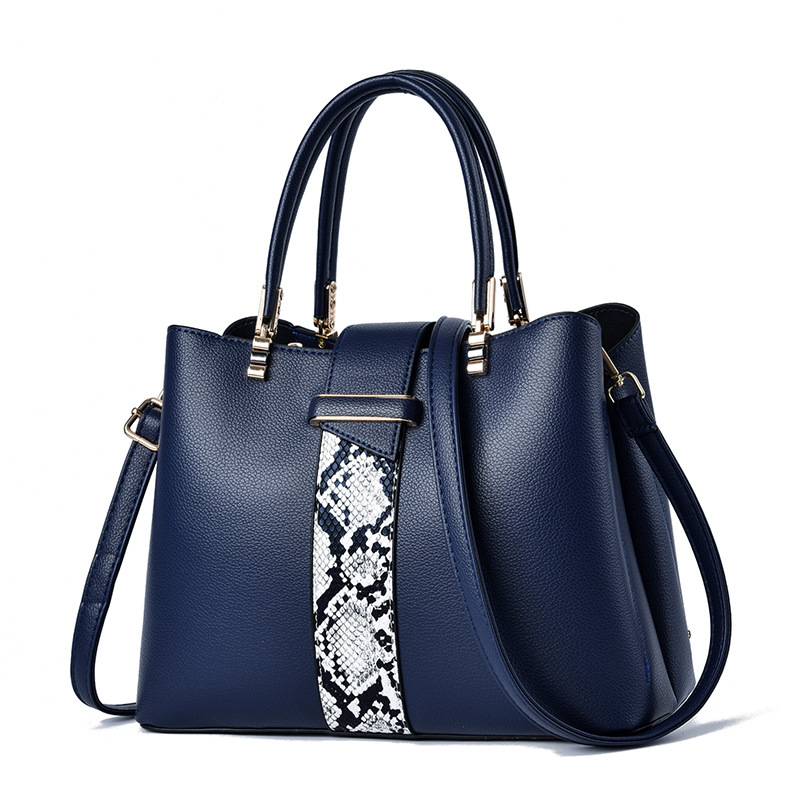 The 2022 new fashion handbag for middle-aged moms, a large-capacity snake skin single-shoulder crossbody bag for women from Europe and America details Picture