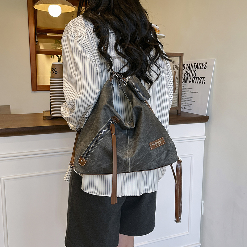 Large-capacity fashionable underarm bag, color-blocking single-shoulder bag, simple tote bag, commuting lady's backpack details Picture