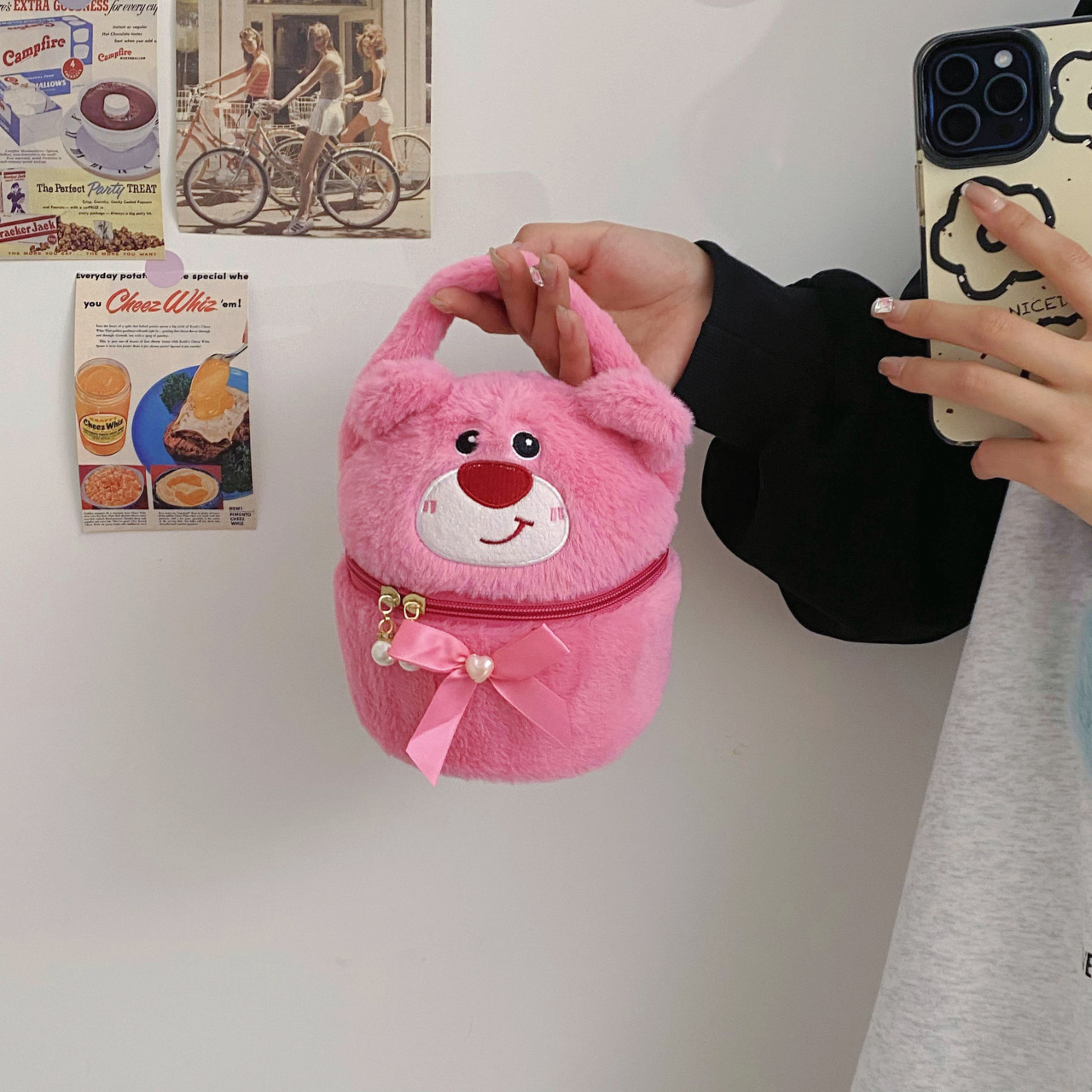 Japanese-style cute big-eared dog plush bucket 2023 new cartoon Melody Soft Girl mini handbag gift details Picture