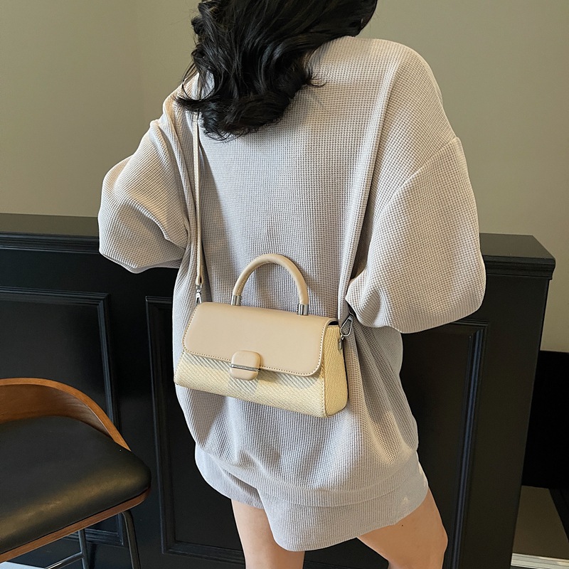 Bag Girl 2025 New Style fashionable handbag, versatile shoulder bag, high-end versatile crossbody bag, stylish small square bag Specification drawing