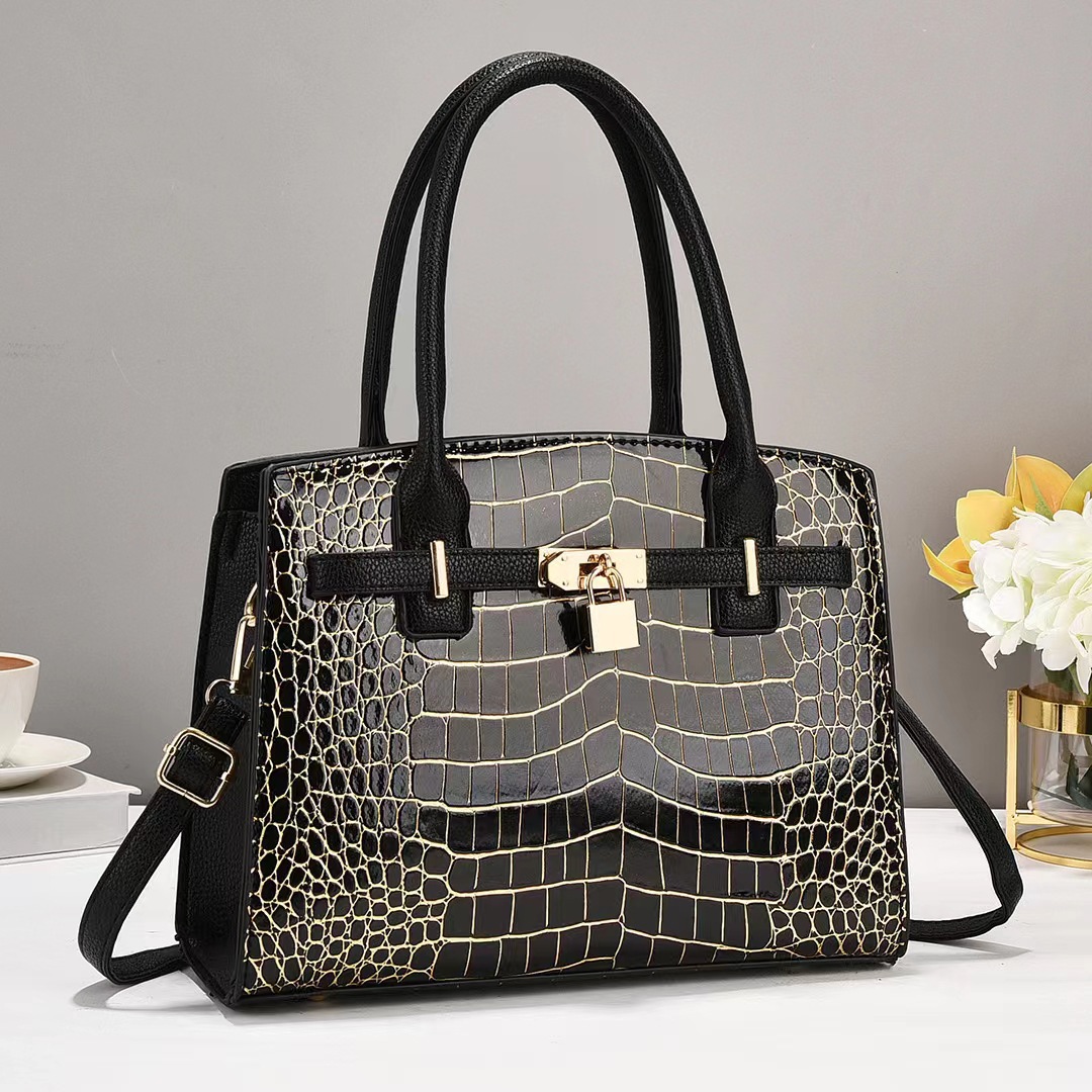 Stylish 2024 summer collection, grand crossbody single-shoulder bag, women's bag manufacturer, large-capacity, trendy and simple handbag for export full figure