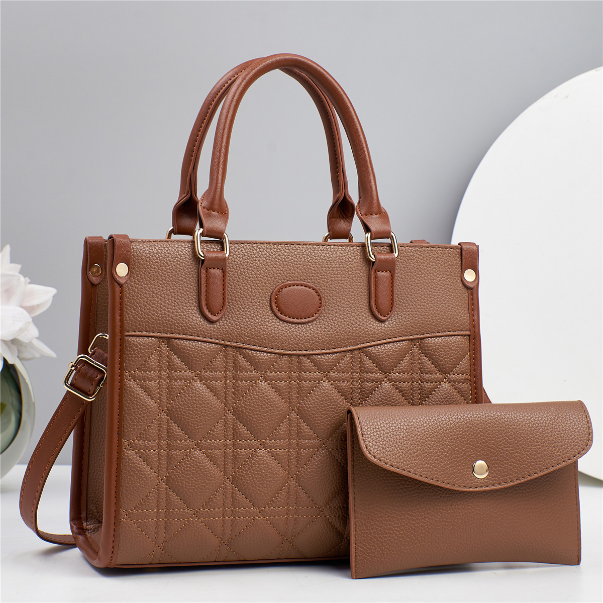 This is a new 2025 women's bag with a large capacity, fashionable and trendy single-shoulder embroidered thread, and a niche crossbody handbag details Picture