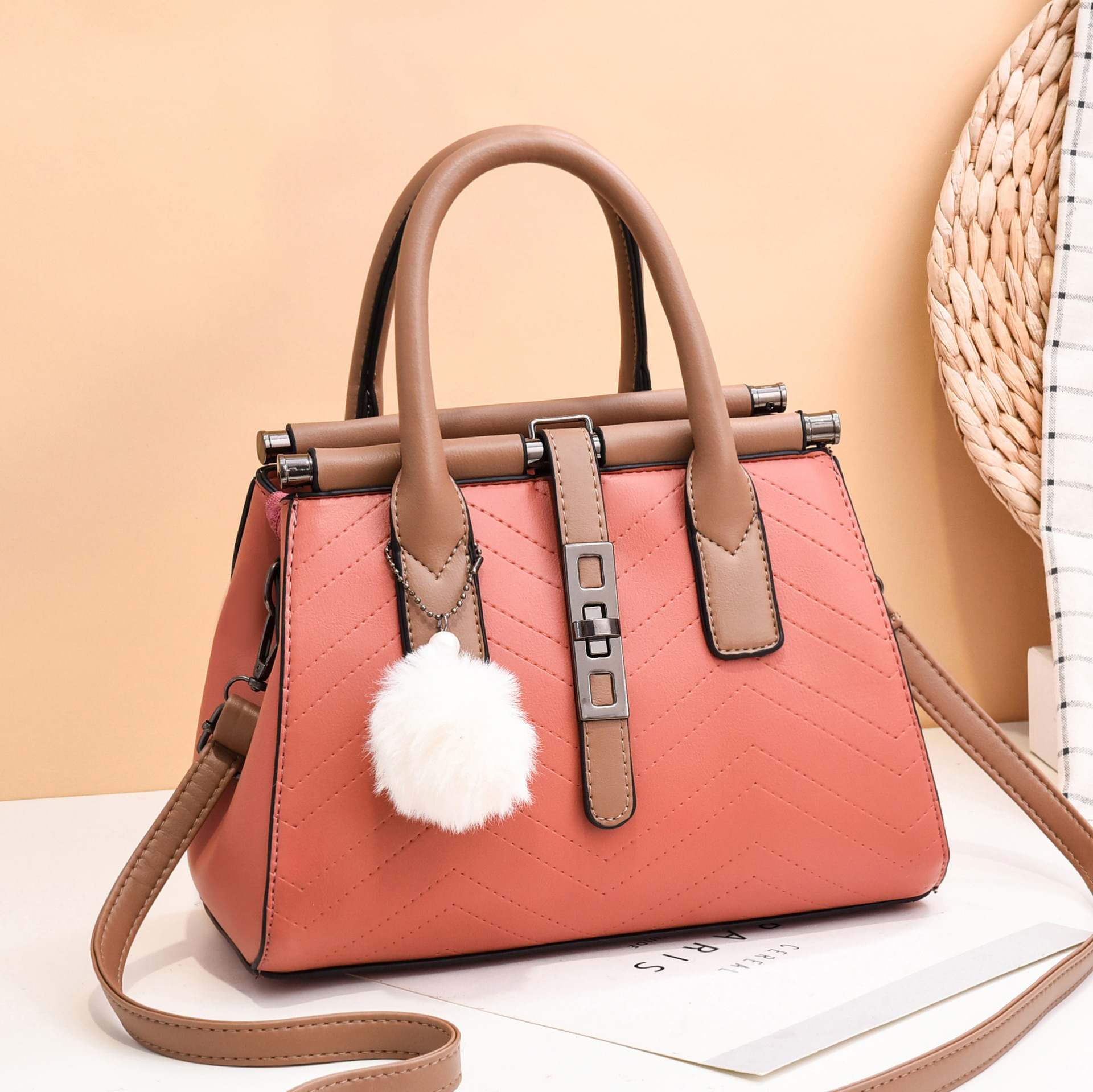 Cross-border women's bag 2022 New style Women's bag, European and American trendy and elegant embroidered thread handbag, fashionable hand-held shoulder crossbody bag Item Picture