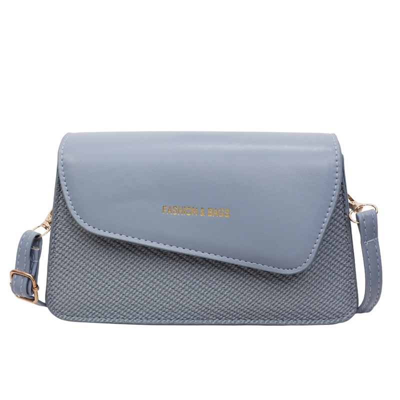 This high-end, stylish and elegant small square bag is a versatile and fashionable commuter women's bag. It is a new 2025 commuter single-shoulder underarm crossbody bag Item Picture